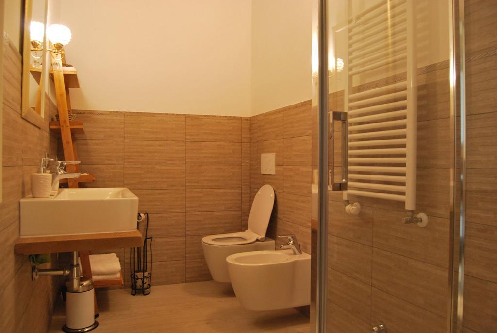 Suites Bobbio Bagian luar foto