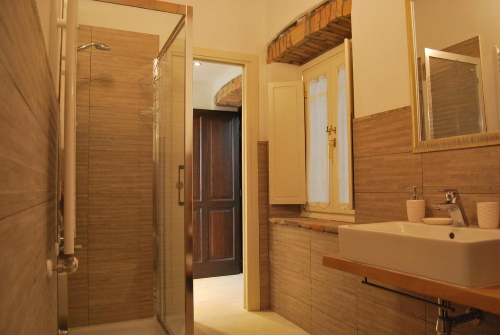 Suites Bobbio Bagian luar foto