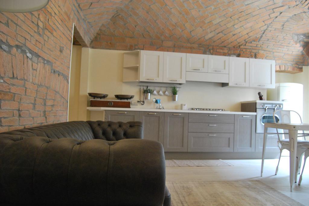 Suites Bobbio Bagian luar foto
