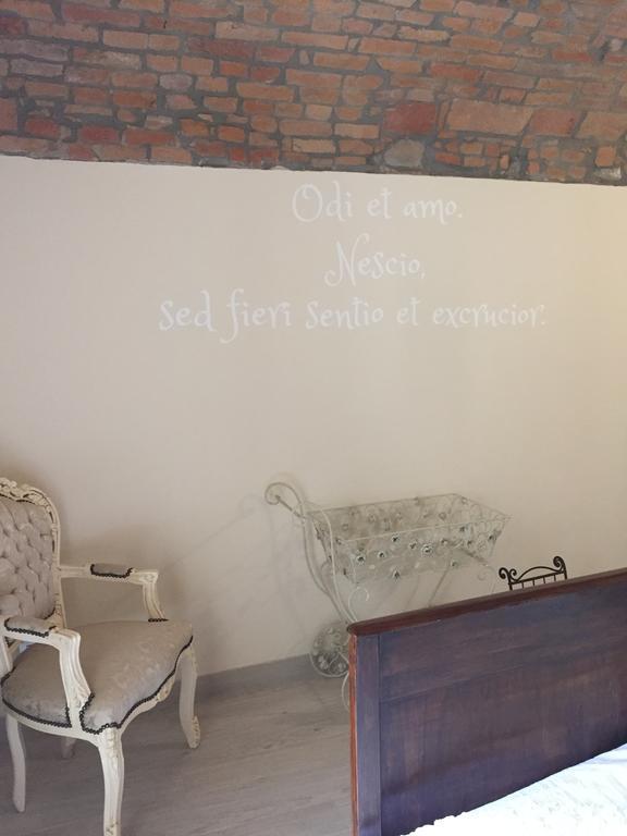 Suites Bobbio Bagian luar foto